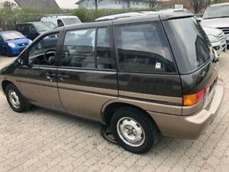 Продам Nissan Prairie 1993 года в Одессе