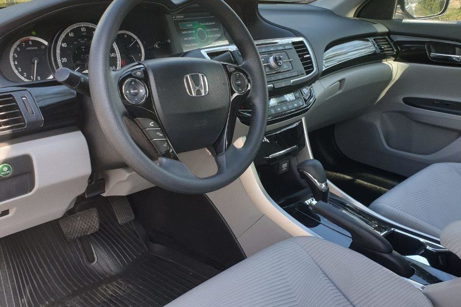 Продам Honda Accord 2017 года в Львове