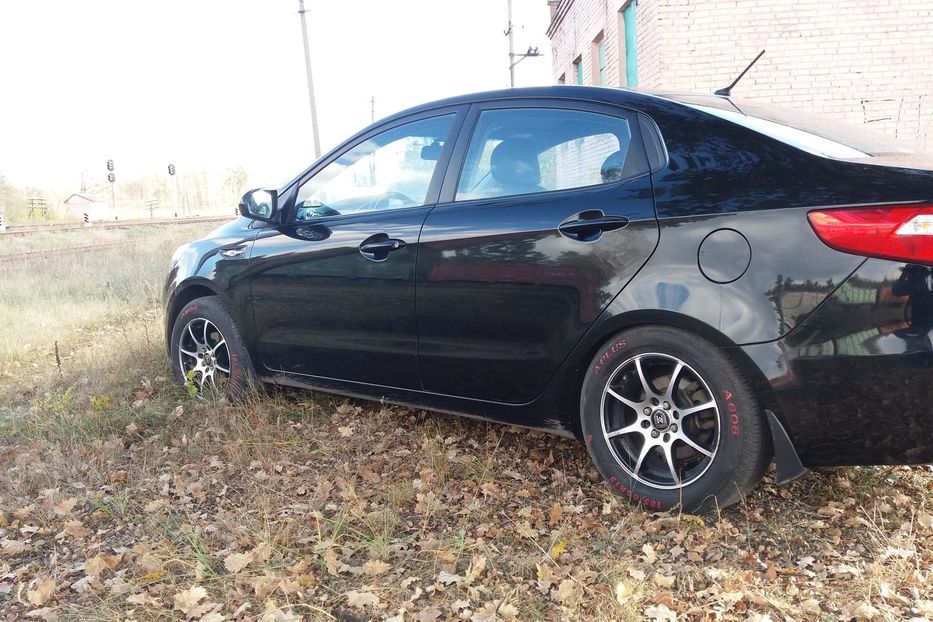 Продам Kia Rio 2012 года в г. Червоноград, Львовская область