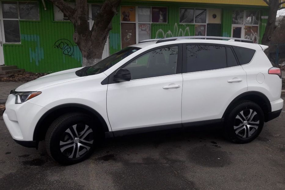 Продам Toyota Rav 4 LE 2016 года в Херсоне