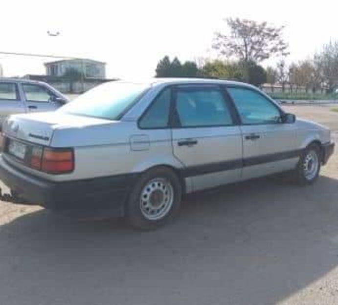 Продам Volkswagen Passat B3 1988 года в Одессе