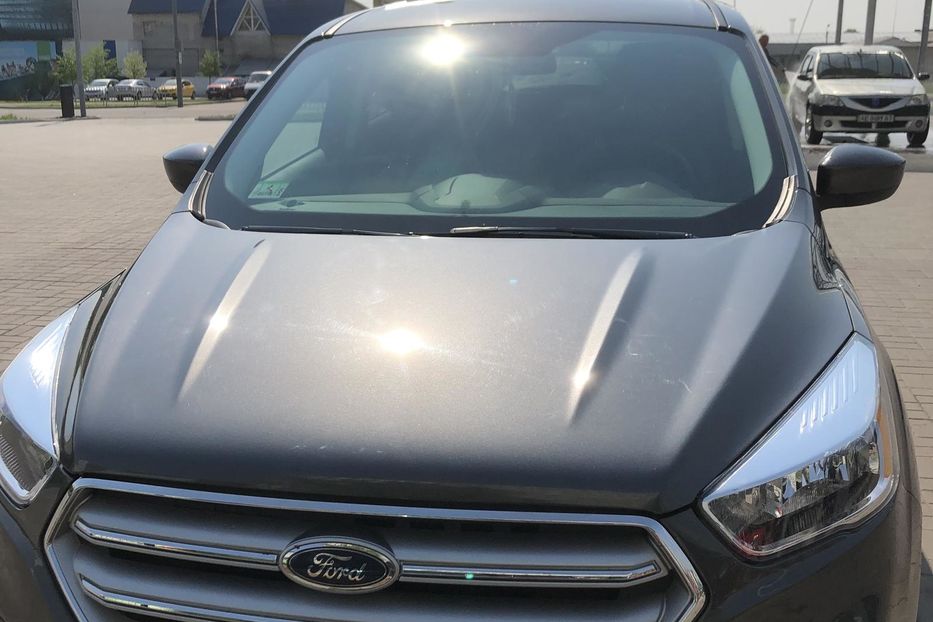 Продам Ford Escape 2017 года в Днепре