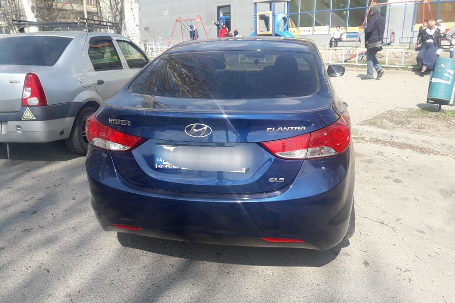 Продам Hyundai Elantra 2012 года в Запорожье