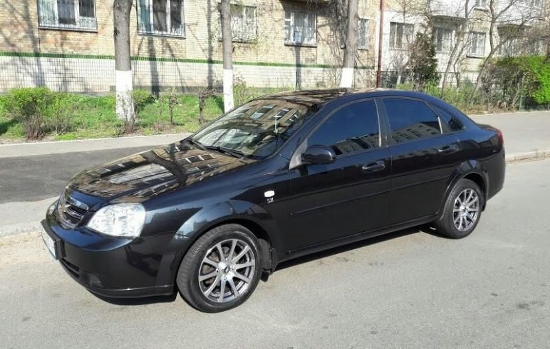 Продам Chevrolet Lacetti SX 2012 года в Киеве