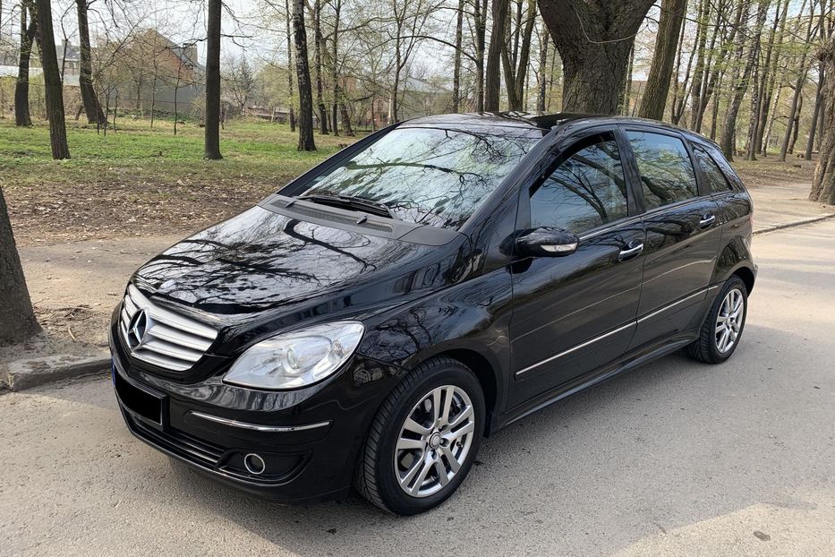 Продам Mercedes-Benz B 180 2006 года в Черновцах