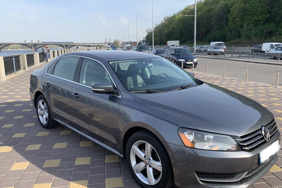 Продам Volkswagen Passat B7 SE 2013 года в Киеве