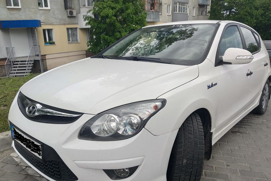 Продам Hyundai i30  2011 года в Сумах