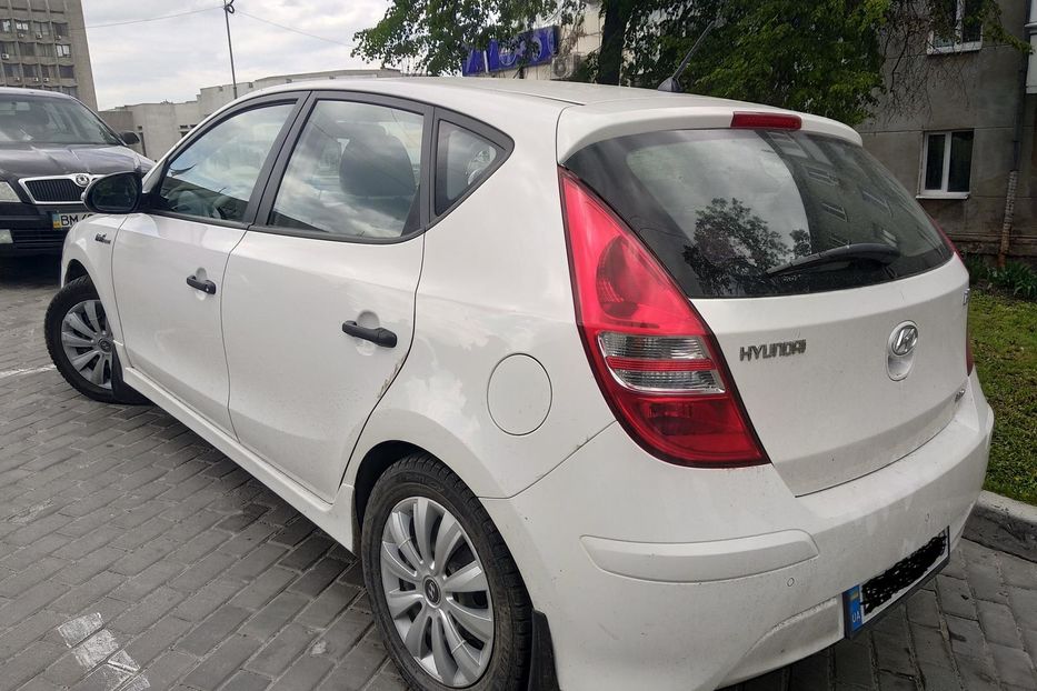 Продам Hyundai i30  2011 года в Сумах