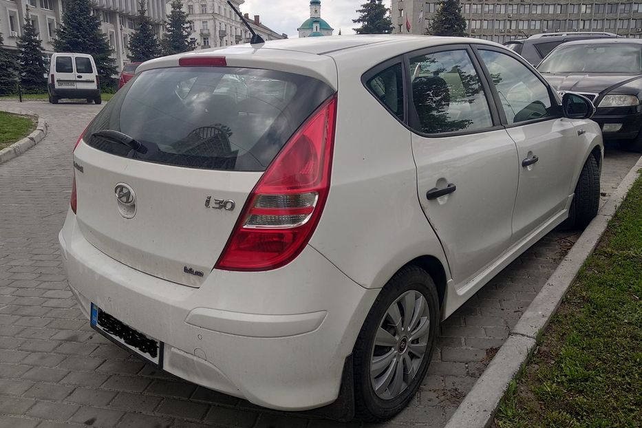 Продам Hyundai i30  2011 года в Сумах