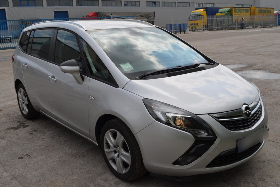 Продам Opel Zafira 2014 года в Киеве
