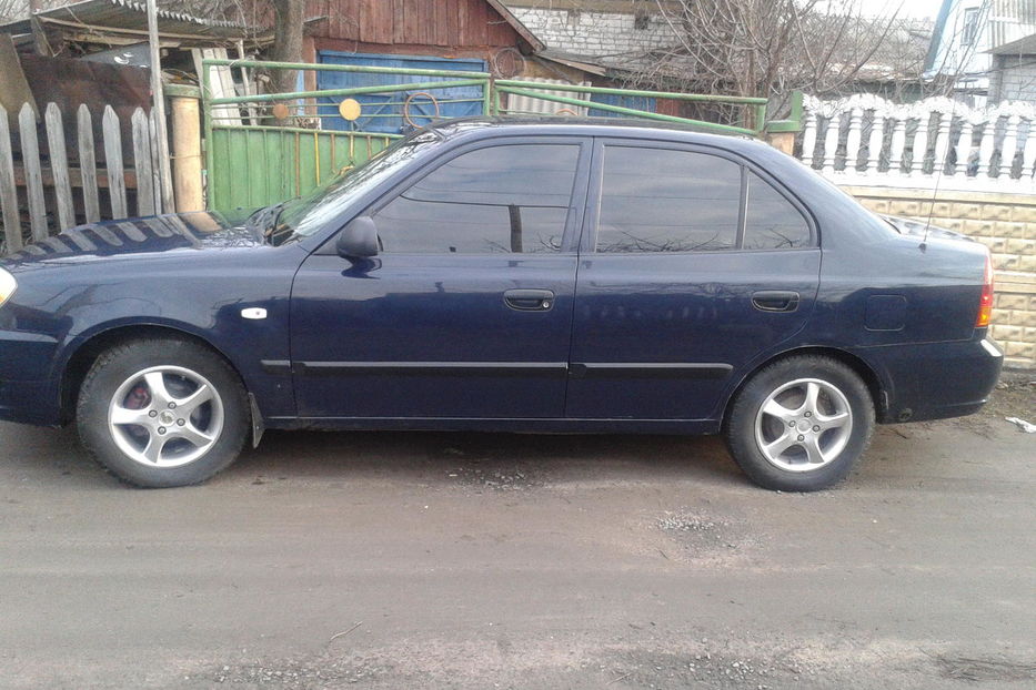 Продам Hyundai Accent  2003 года в г. Коростень, Житомирская область