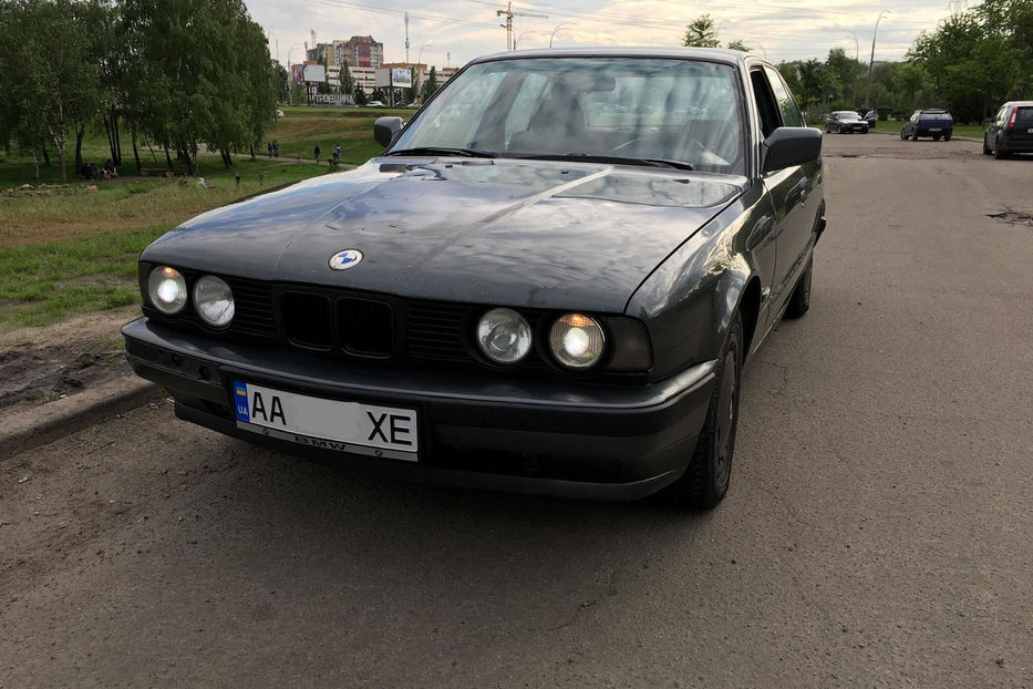 Продам BMW 535 1988 года в Киеве