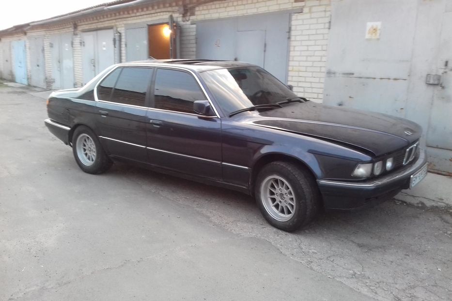 Продам BMW 735 E32 1987 года в Сумах