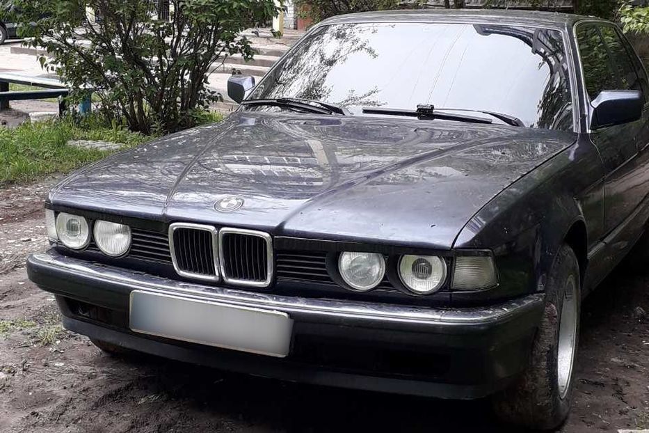 Продам BMW 735 E32 1987 года в Сумах