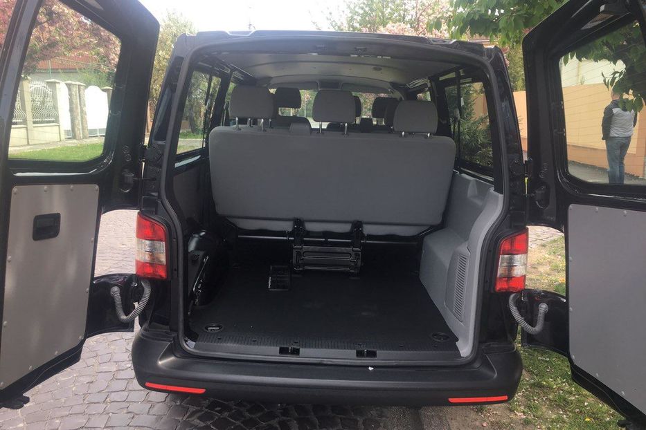 Продам Volkswagen T5 (Transporter) пасс. extra long  2015 года в г. Мукачево, Закарпатская область