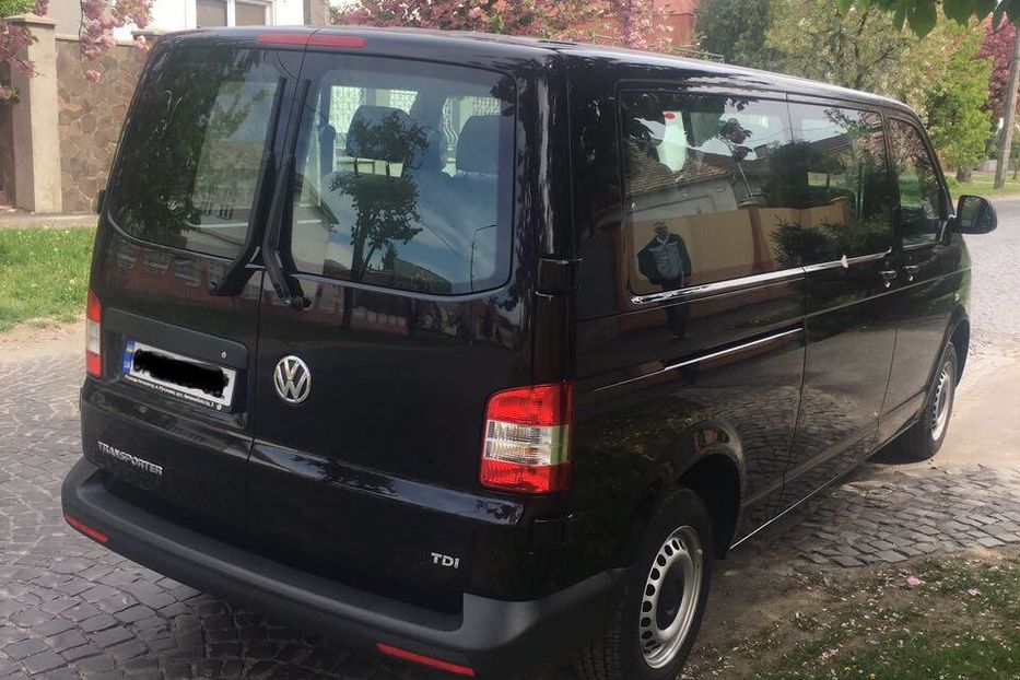 Продам Volkswagen T5 (Transporter) пасс. extra long  2015 года в г. Мукачево, Закарпатская область