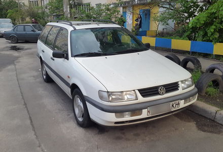 Продам Volkswagen Passat B4 Универсал 1995 года в Киеве