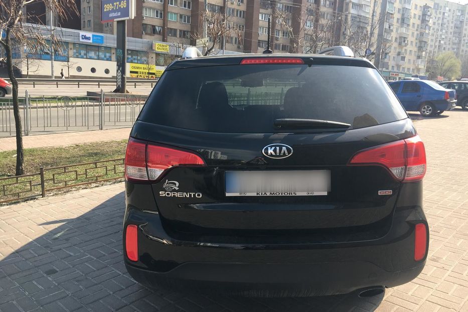 Продам Kia Sorento 2014 года в Киеве