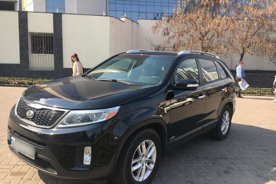 Продам Kia Sorento 2014 года в Киеве