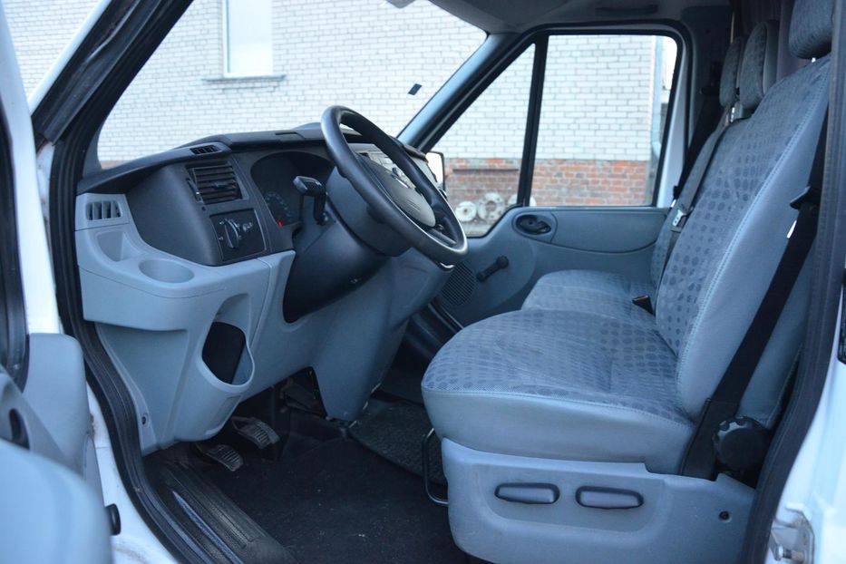 Продам Ford Transit пасс. пассажирский B 5+1 2008 года в Сумах