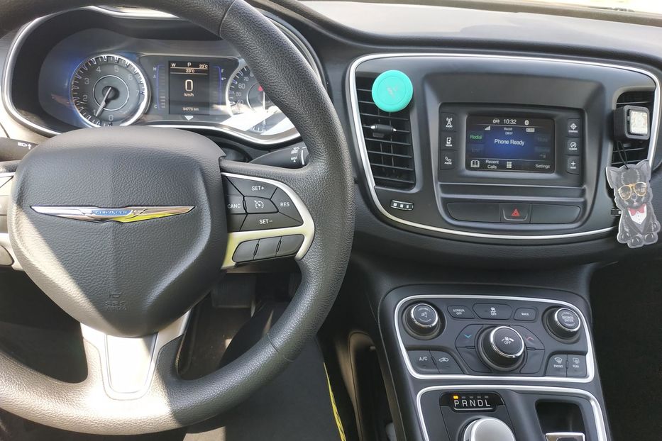 Продам Chrysler 200 2015 года в Киеве