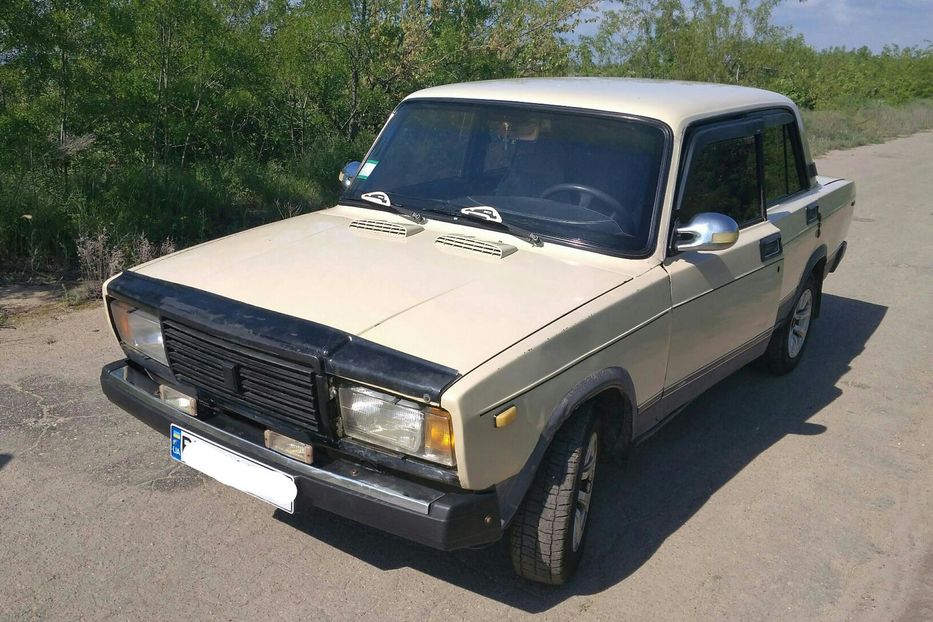 Продам ВАЗ 2107 1988 года в г. Великая Лепетиха, Херсонская область