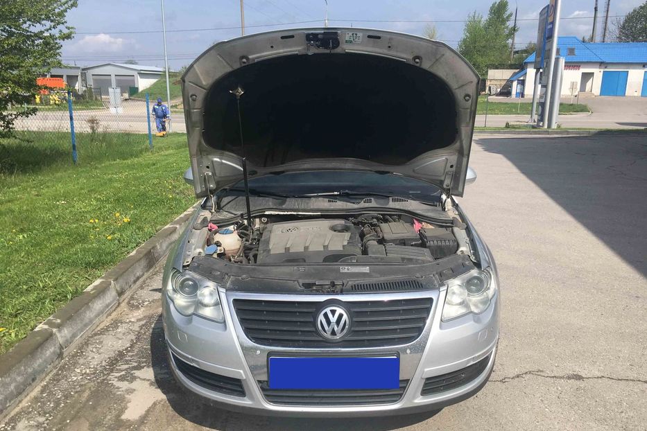 Продам Volkswagen Passat B6 2010 года в г. Золочев, Львовская область