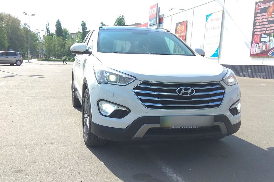 Продам Hyundai Santa FE Grand 2013 года в г. Покровск, Донецкая область