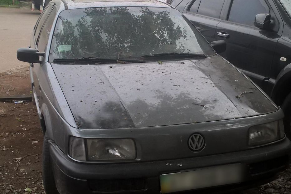 Продам Volkswagen Passat B3 1991 года в Киеве