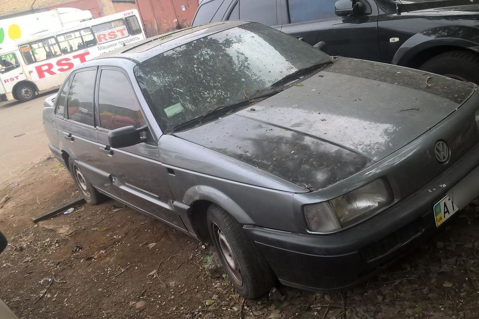 Продам Volkswagen Passat B3 1991 года в Киеве