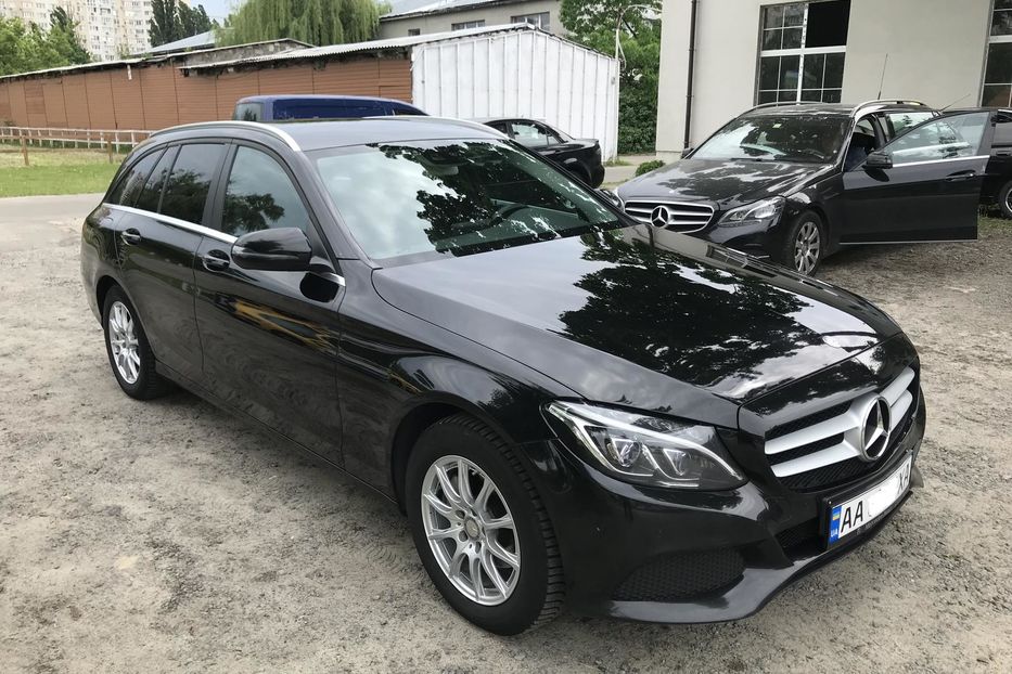 Продам Mercedes-Benz C-Class 200 Elegance 2015 года в Киеве