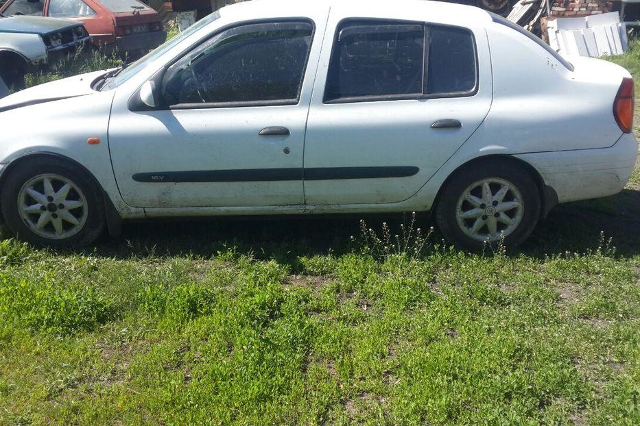 Продам Renault Clio 2001 года в г. Чугуев, Харьковская область