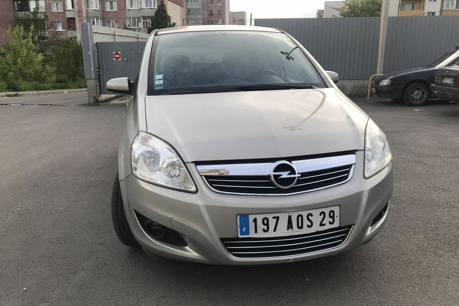 Продам Opel Zafira 1.9 CDTI 7 місць 2009 года в Ровно