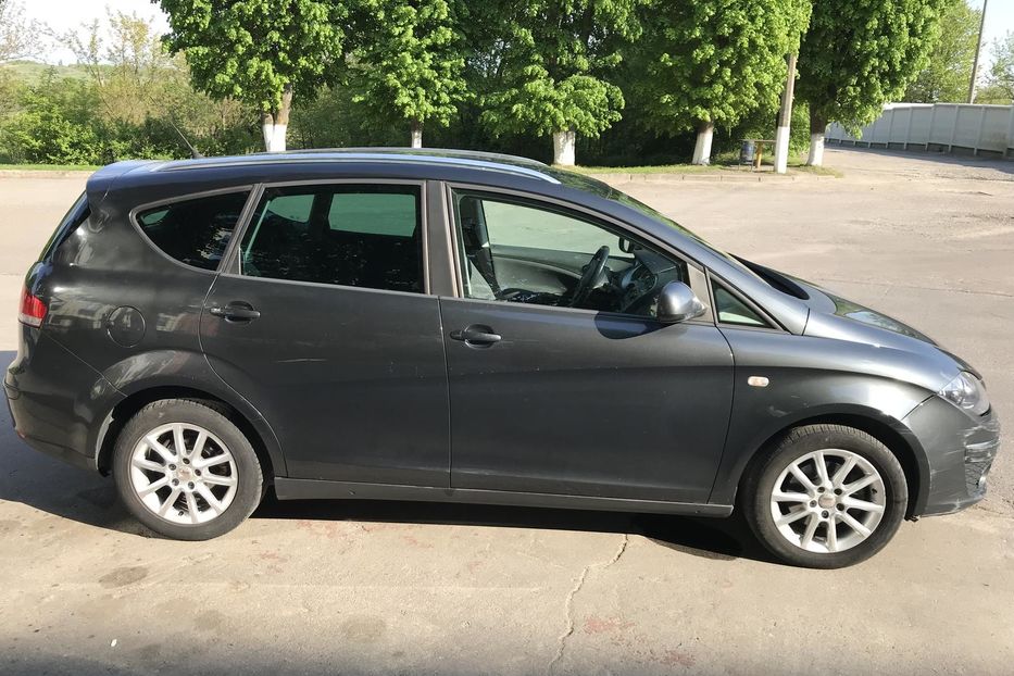 Продам Seat Altea XL 1.6TDI 2010 года в Ровно