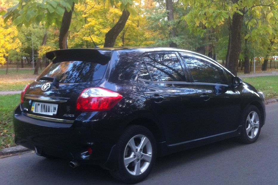 Продам Toyota Auris 2011 года в г. Кривой Рог, Днепропетровская область