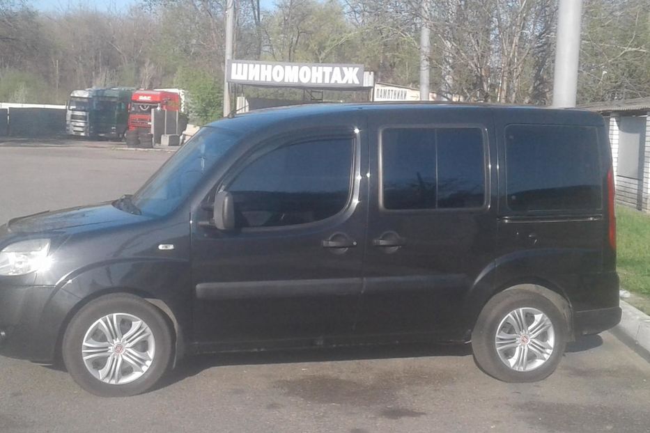 Продам Fiat Doblo Panorama 2008 года в Днепре