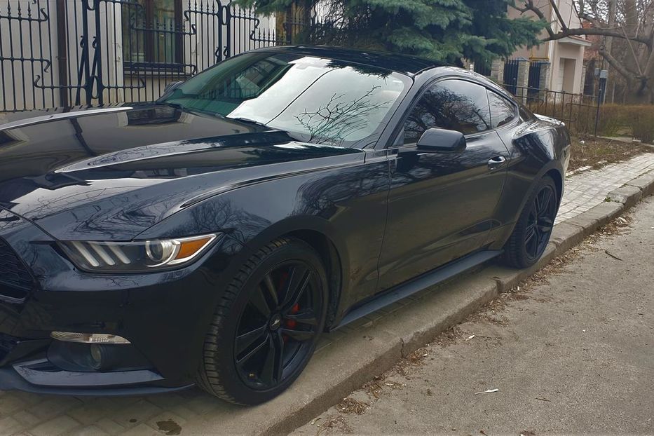 Продам Ford Mustang EcoBoost 2.3 Turbo 2015 года в Одессе