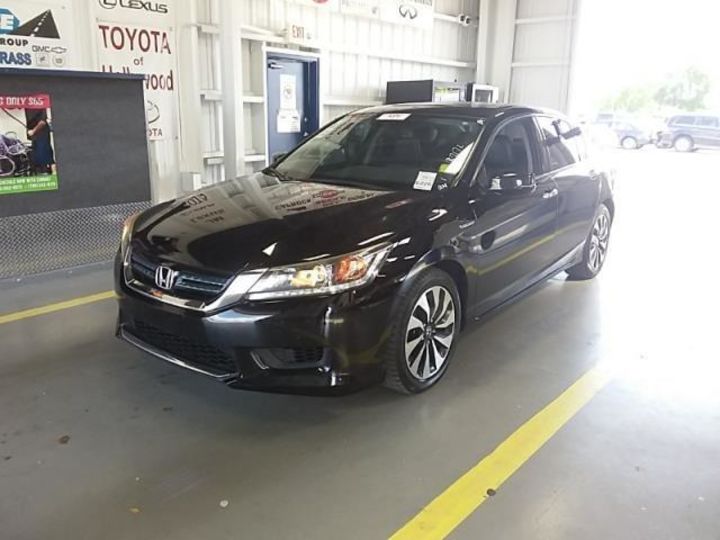 Продам Honda Accord EX-L 2015 года в Днепре