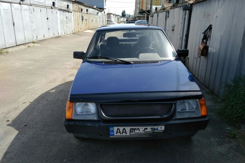 Продам ЗАЗ 1102 Таврия 2004 года в Киеве