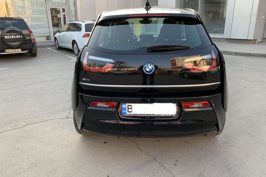 Продам BMW I3 2017 года в Киеве