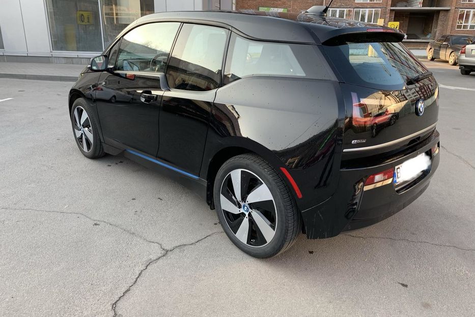 Продам BMW I3 2017 года в Киеве