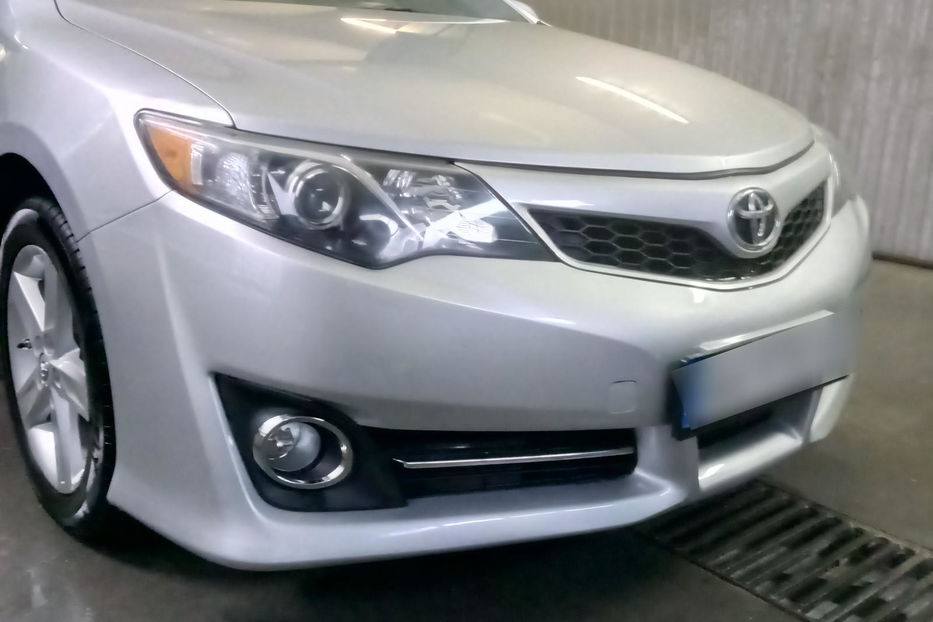 Продам Toyota Camry SE 2013 года в Киеве