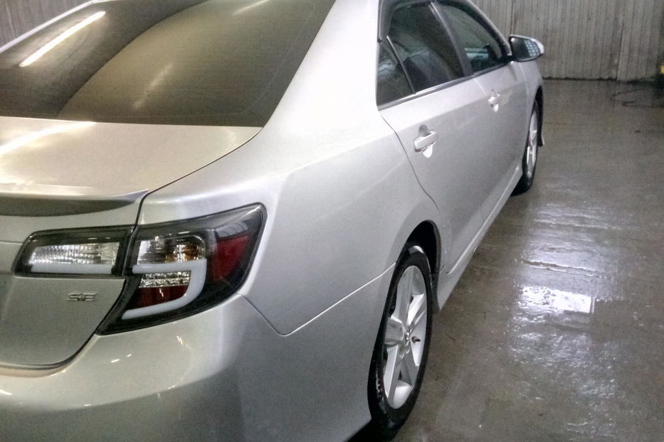 Продам Toyota Camry SE 2013 года в Киеве