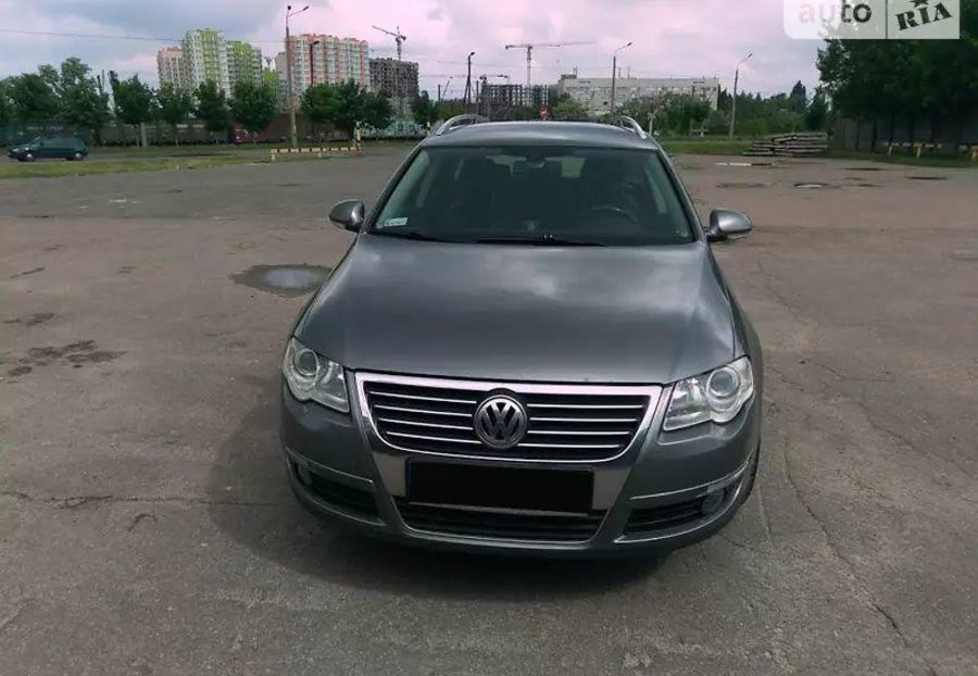 Продам Volkswagen Passat B6 2.0 TDI 2008 года в Киеве