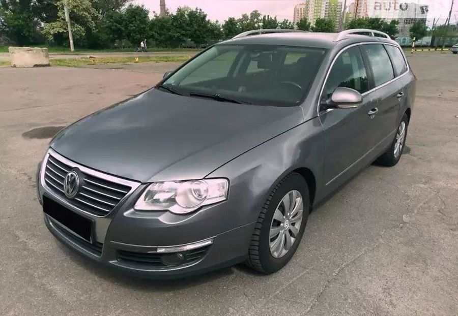 Продам Volkswagen Passat B6 2.0 TDI 2008 года в Киеве