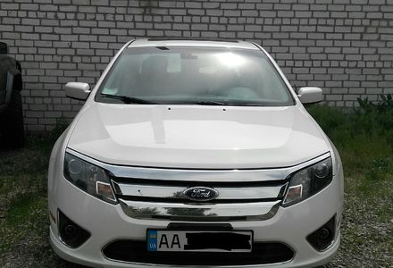 Продам Ford Fusion HYBRID 2.5 SEL на газу 2011 года в Киеве