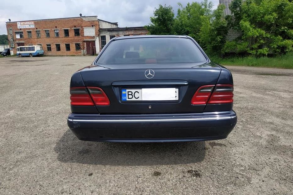 Продам Mercedes-Benz E-Class AVANGARDE 1998 года в Львове