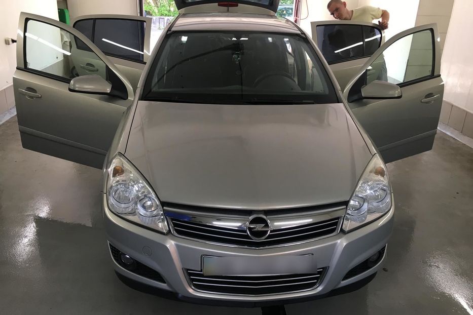 Продам Opel Astra H 2007 года в Харькове