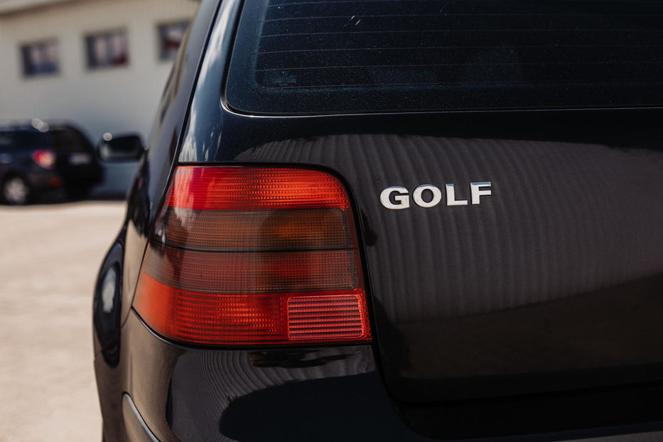Продам Volkswagen Golf  VI 4 2000 года в Житомире