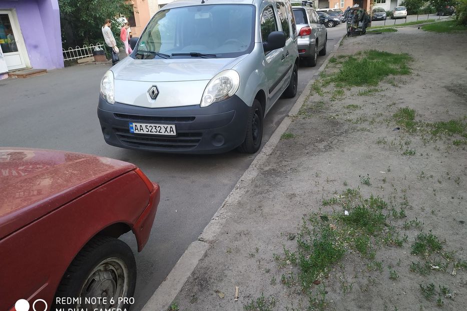 Продам Renault Kangoo пасс. 2009 года в Киеве